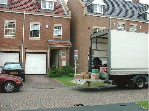 7 Major Benefits That You Would Hire Professional Removals Services in Driffield | by A & M Removals | Feb, 2024 | Medium