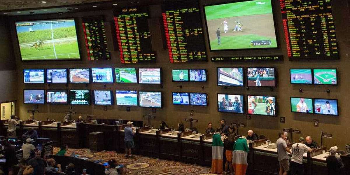 Discover the Thrills and Perils of Korean Betting Sites: A Gambler's Paradise
