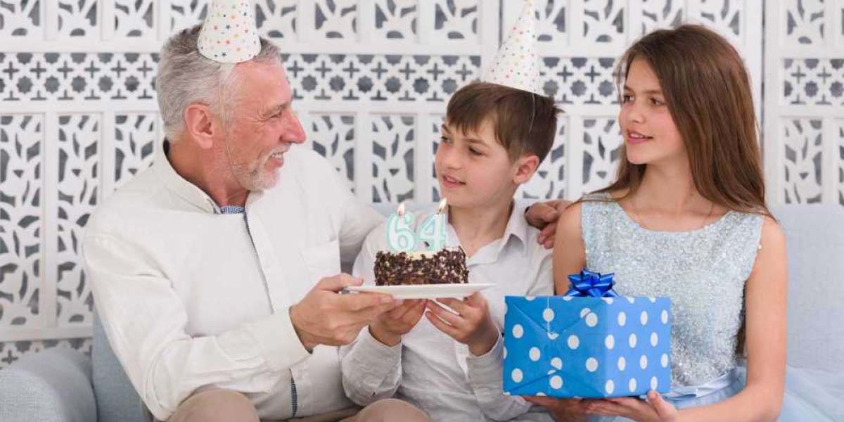 How To Get Anniversary Gifts for Mum and Dad For Under $100